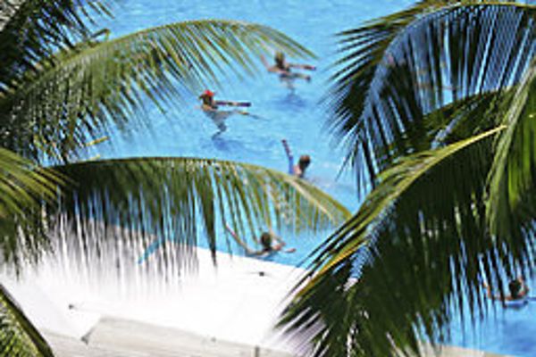 Sofitel Tahiti Maeva Beach Resort (Outu Maoro)